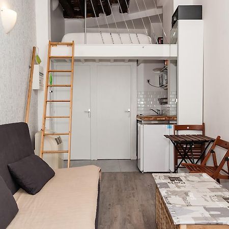 Studio Petit Pompidou Paris Room photo