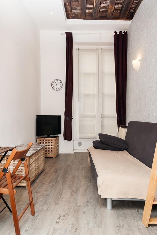 Studio Petit Pompidou Paris Room photo